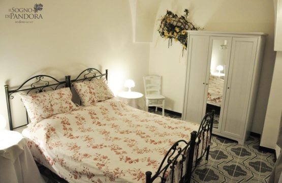 Matrimoniale Iris | B&B Il Sogno di Pandora - Castellana Grotte - Puglia Matrimoniale Iris | B&B Il Sogno di Pandora - Castellana Grotte - Puglia